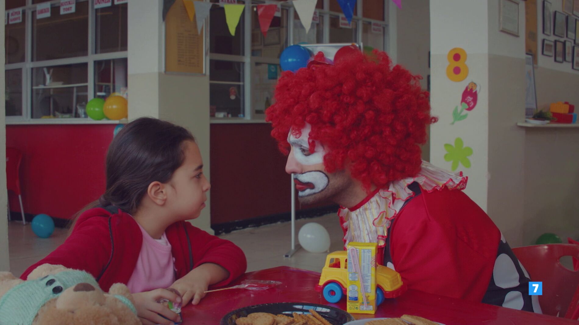 Demir consigue llegar hasta &Ouml;yk&uuml;: "Te prometo que te sacar&eacute;"