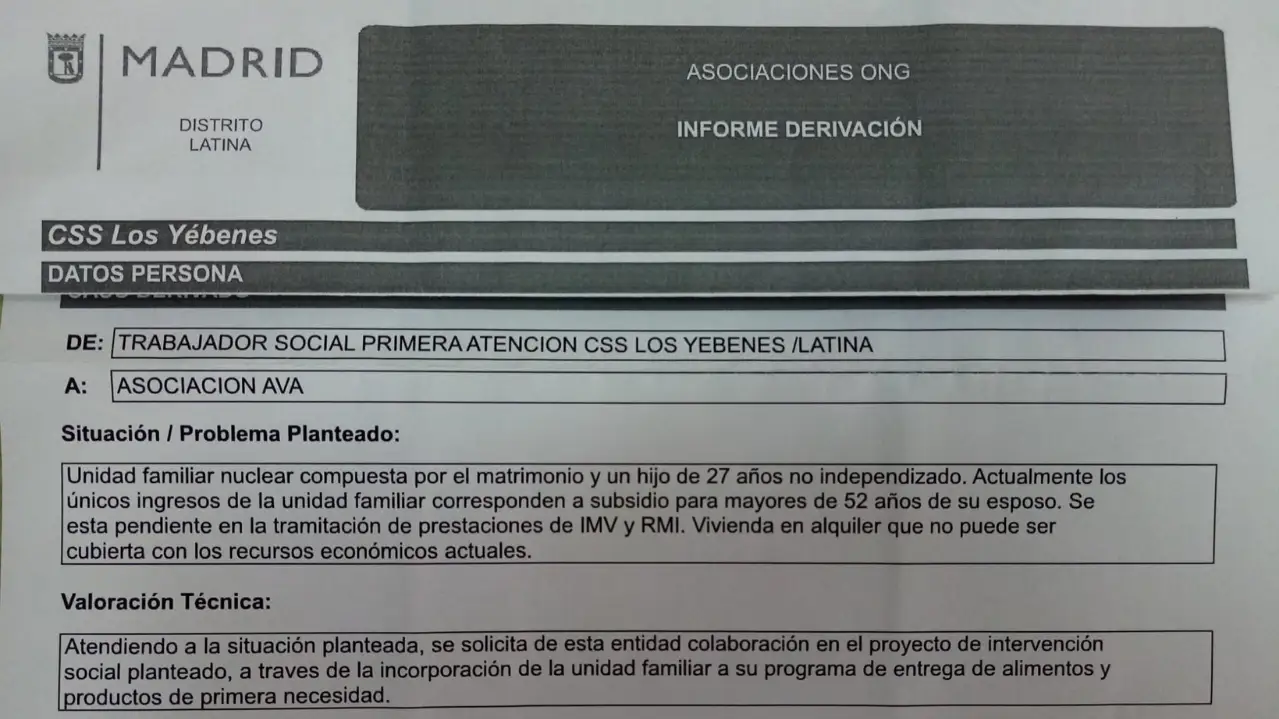 La carta que ha recibido una de las familias que este martes ha sido derivada a la Asociación Vecinal de Aluche La carta que ha recibido una de las familias que este martes ha sido derivada a la Asociación Vecinal de Aluche