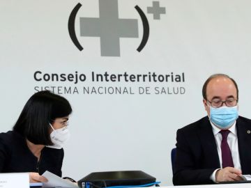 Carolina Darias y Miquel Iceta, en el Consejo Interterritorial de Salud