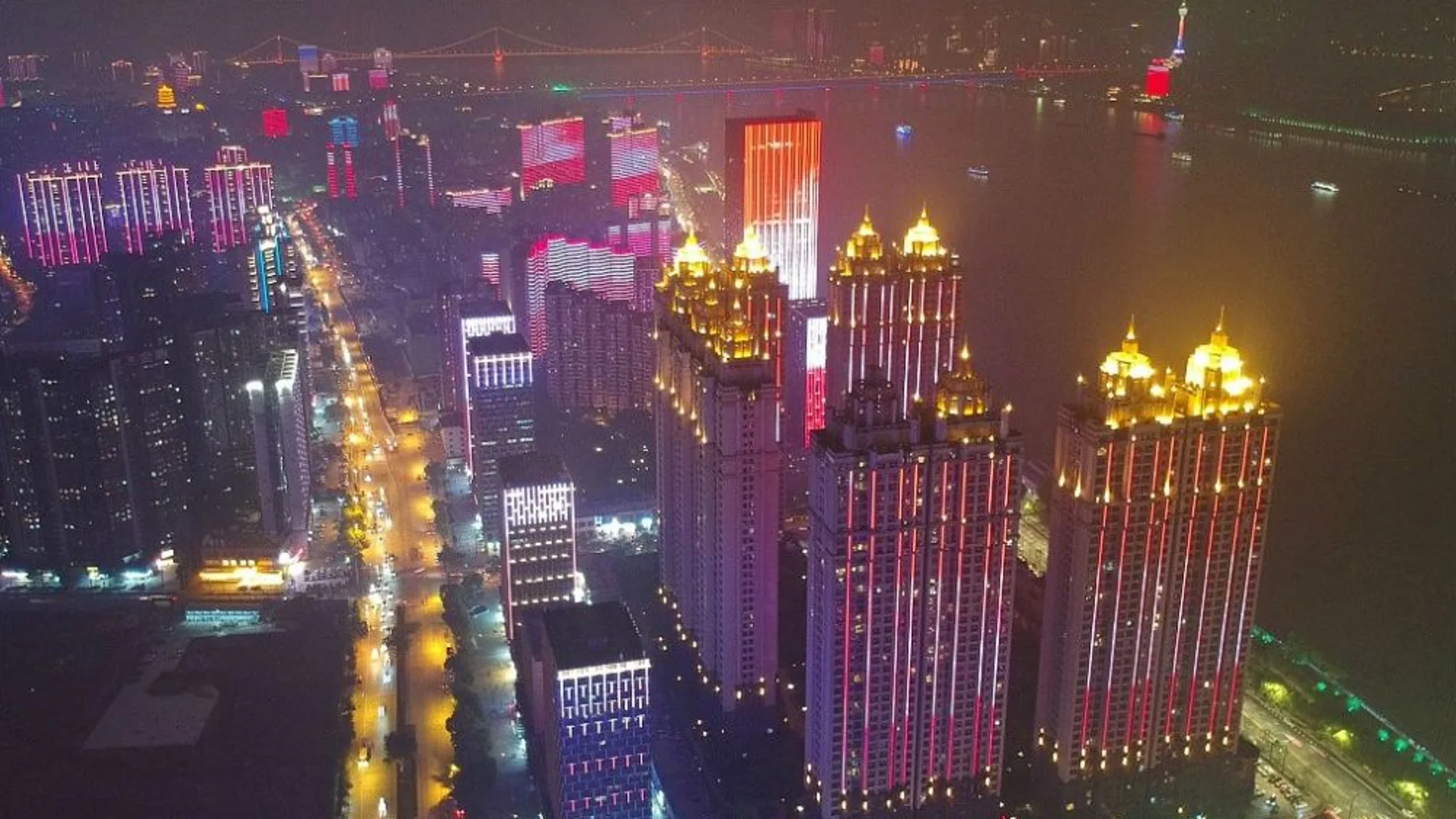 Efemérides de hoy 8 de abril de 2021: Wuhan sale del confinamiento Efemérides de hoy 8 de abril de 2021: Wuhan sale del confinamiento
