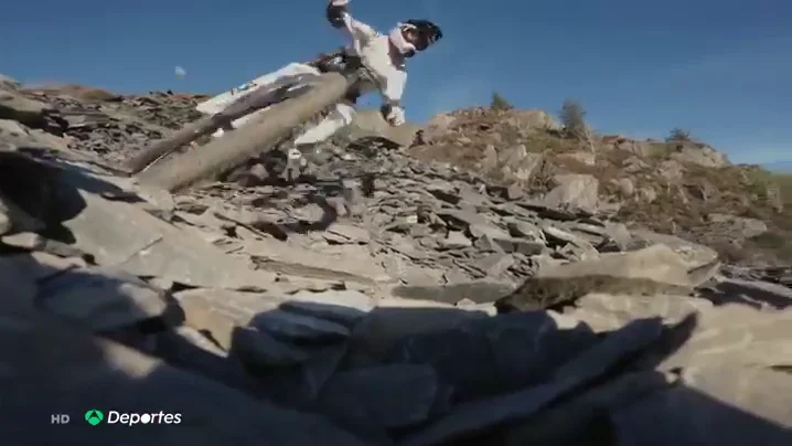 El trepidante y peligroso descenso en MTB de George Atherton por una cantera de pizarra en Gales El trepidante y peligroso descenso en MTB de George Atherton por una cantera de pizarra en Gales