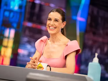 Pablo Motos duda al realizar una comprometida pregunta a Raquel Sánchez Silva sobre sus hijos Pablo Motos duda al realizar una comprometida pregunta a Raquel Sánchez Silva sobre sus hijos