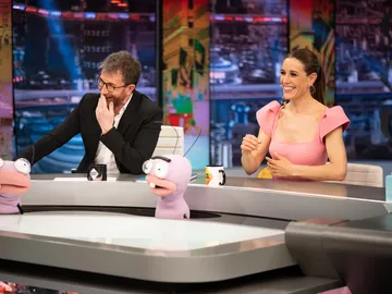 El complicado reto de Raquel Sánchez Silva al identificar gemelos: "Es que es una energía la que tienen..." El complicado reto de Raquel Sánchez Silva al identificar gemelos: "Es que es una energía la que tienen..."