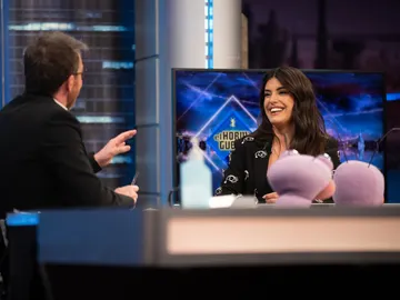 Dulceida, tras su operación de pecho: "Soñaba que me despertaba y tenía un pezón enganchado en la sábana" Dulceida, tras su operación de pecho: "Soñaba que me despertaba y tenía un pezón enganchado en la sábana"