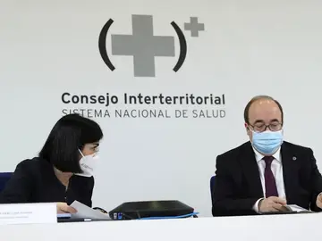 La ministra de Sanidad, Carolina Darias, preside por videoconferencia, con el ministro de Política Territorial y Función Pública, Miquel Iceta, la reunión del Consejo Interterritorial de Salud La ministra de Sanidad, Carolina Darias, preside por videoconferencia, con el ministro de Política Territorial y Función Pública, Miquel Iceta, la reunión del Consejo Interterritorial de Salud