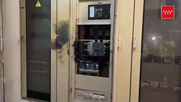 Cuadro el&eacute;ctrico del centro comercial de Fuenlabrada