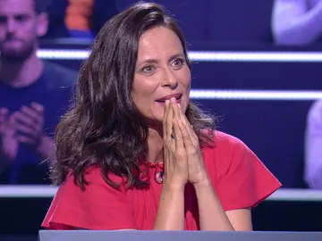Aitana Sánchez Gijón se disculpa con su madre al encontrar su talón de Aquiles a tres preguntas del millón de euros Aitana Sánchez Gijón se disculpa con su madre al encontrar su talón de Aquiles a tres preguntas del millón de euros