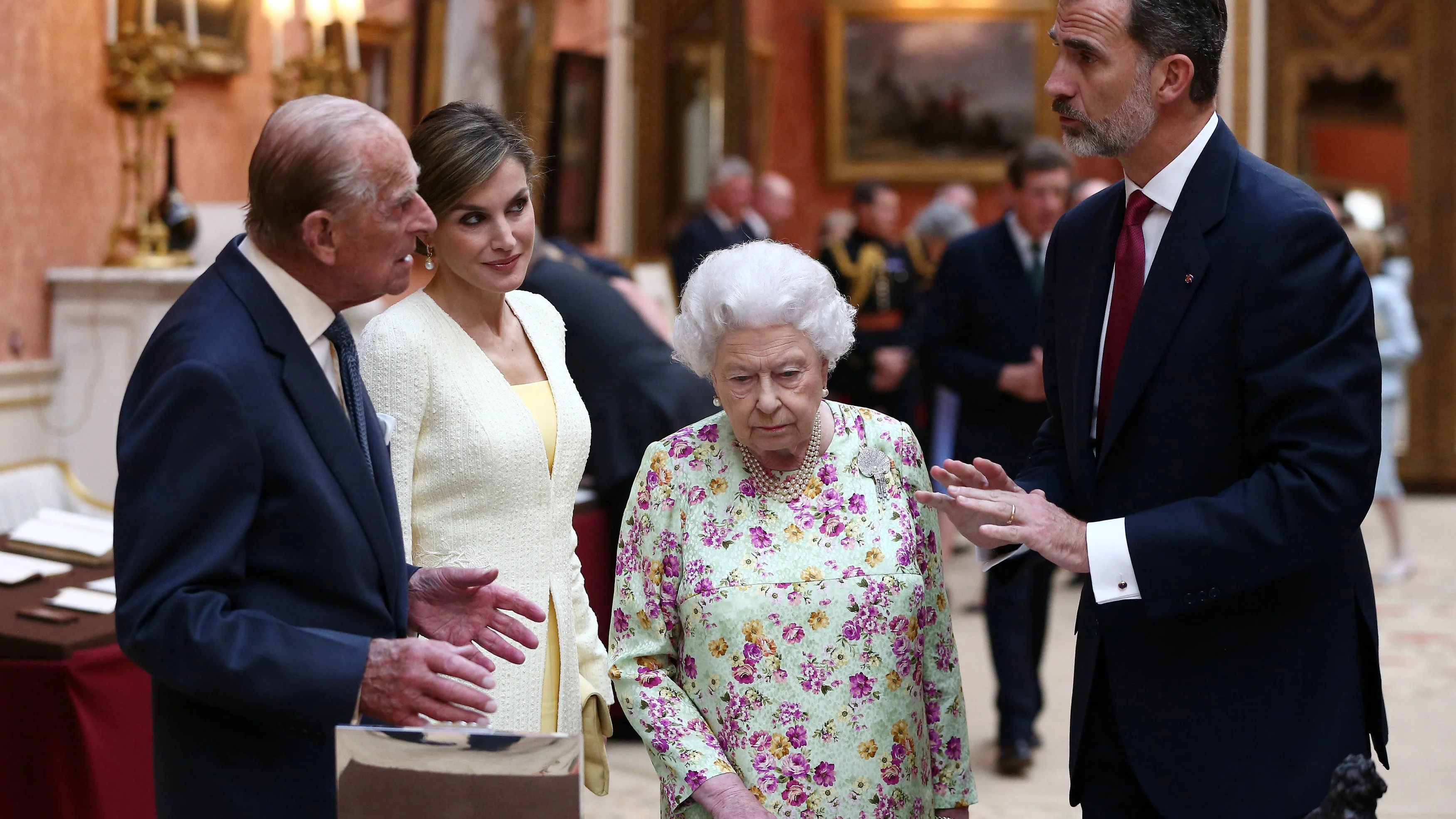 Los Reyes de España junto al Duque de Edimburgo y la reina Isabel II Los Reyes de España junto al Duque de Edimburgo y la reina Isabel II