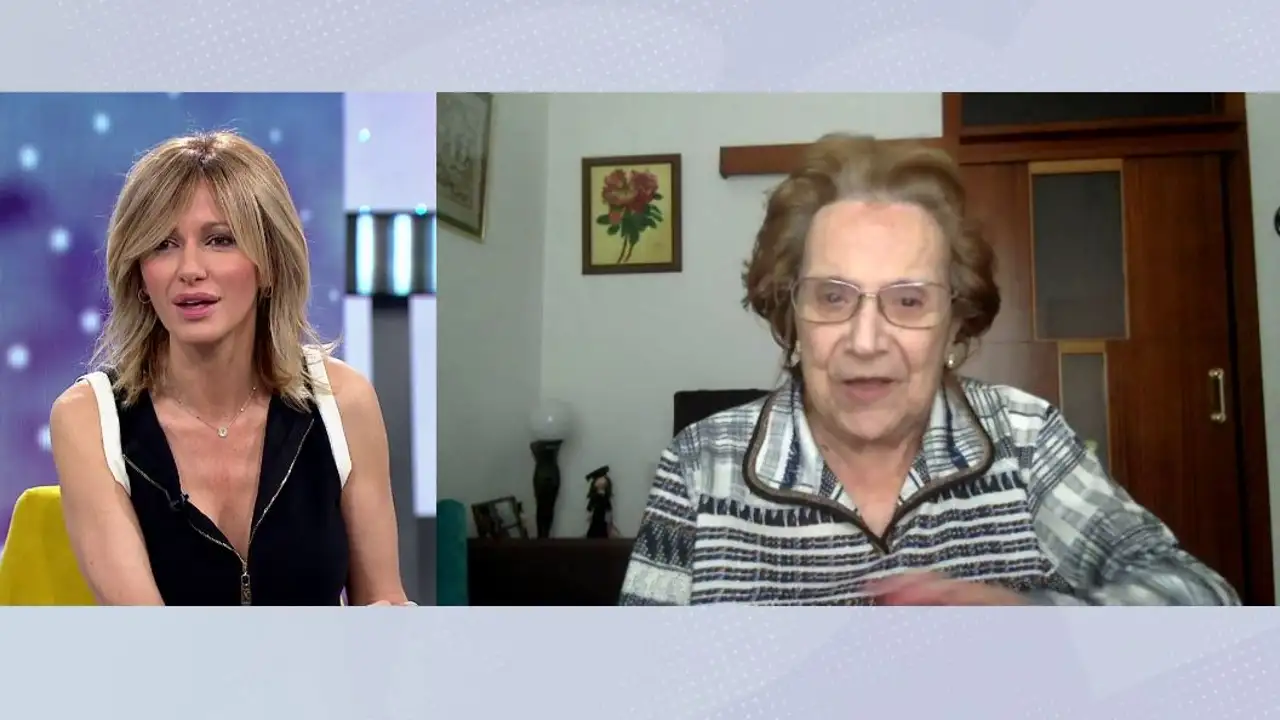El secreto de la eterna juventud de Rosa, vacunada a los 101 años con Pfizer