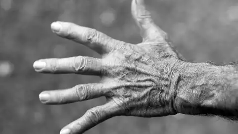 Día Mundial del Parkinson 2021: ¿Es hereditario? ¿Cuál es la esperanza de vida? Todas las dudas sobre la enfermedad Día Mundial del Parkinson 2021: ¿Es hereditario? ¿Cuál es la esperanza de vida? Todas las dudas sobre la enfermedad