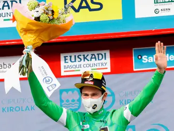 Primoz Roglic gana la vuelta al País Vasco con Valverde 7º y Landa 8º en la general Primoz Roglic gana la vuelta al País Vasco con Valverde 7º y Landa 8º en la general
