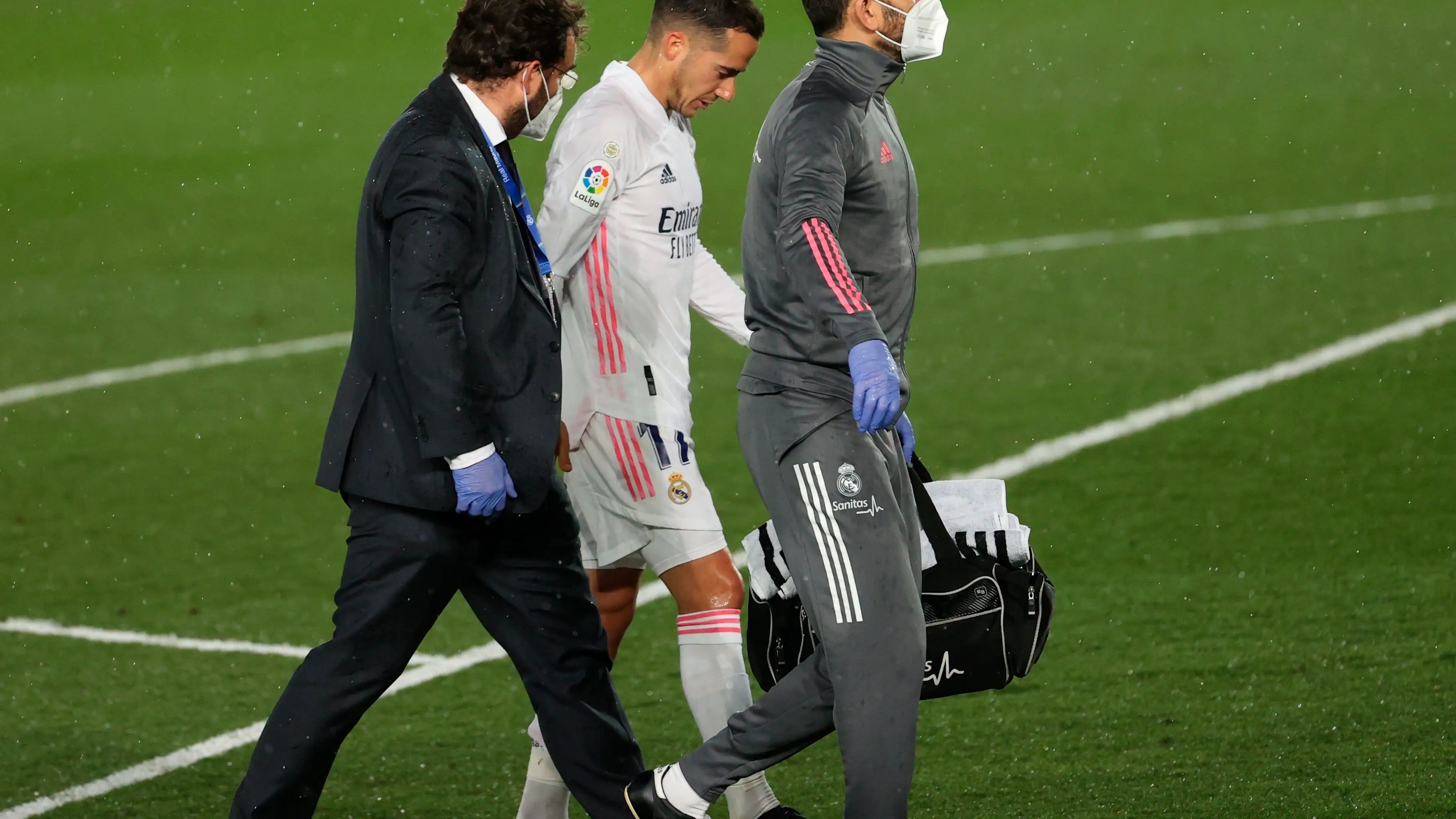 Lucas V&aacute;zquez sufre una esguince en el ligamento cruzado de la rodilla y dice adi&oacute;s a la temporada
