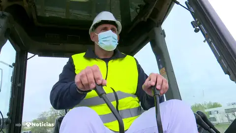 Las empresas buscan albañiles y soldadores ante el nuevo boom de la construcción en España Las empresas buscan albañiles y soldadores ante el nuevo boom de la construcción en España