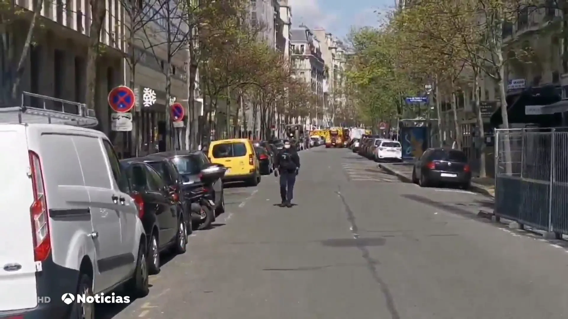 Al menos un muerto y una herida grave en un tiroteo a las puertas de un hospital en París Al menos un muerto y una herida grave en un tiroteo a las puertas de un hospital en París