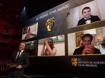 La película 'Nomadland' triunfa en los Premios Bafta con 4 estatuillas La película 'Nomadland' triunfa en los Premios Bafta con 4 estatuillas