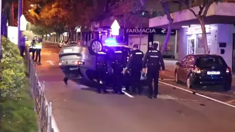 Dos mujeres heridas en un accidente en Alicante en el que la conductora triplicaba la tasa de alcoholemia Dos mujeres heridas en un accidente en Alicante en el que la conductora triplicaba la tasa de alcoholemia