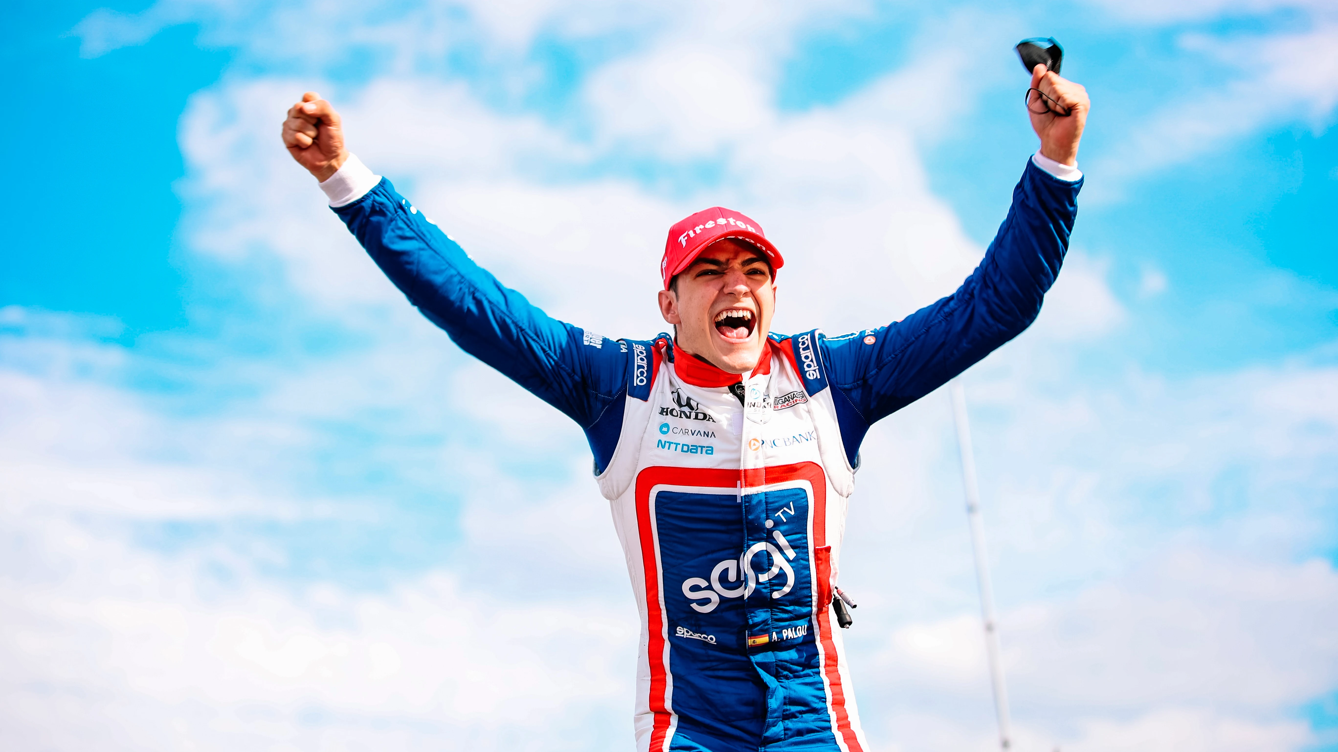 Álex Palou hace historia en el automovilismo español al ganar una carrera de la IndyCar Álex Palou hace historia en el automovilismo español al ganar una carrera de la IndyCar