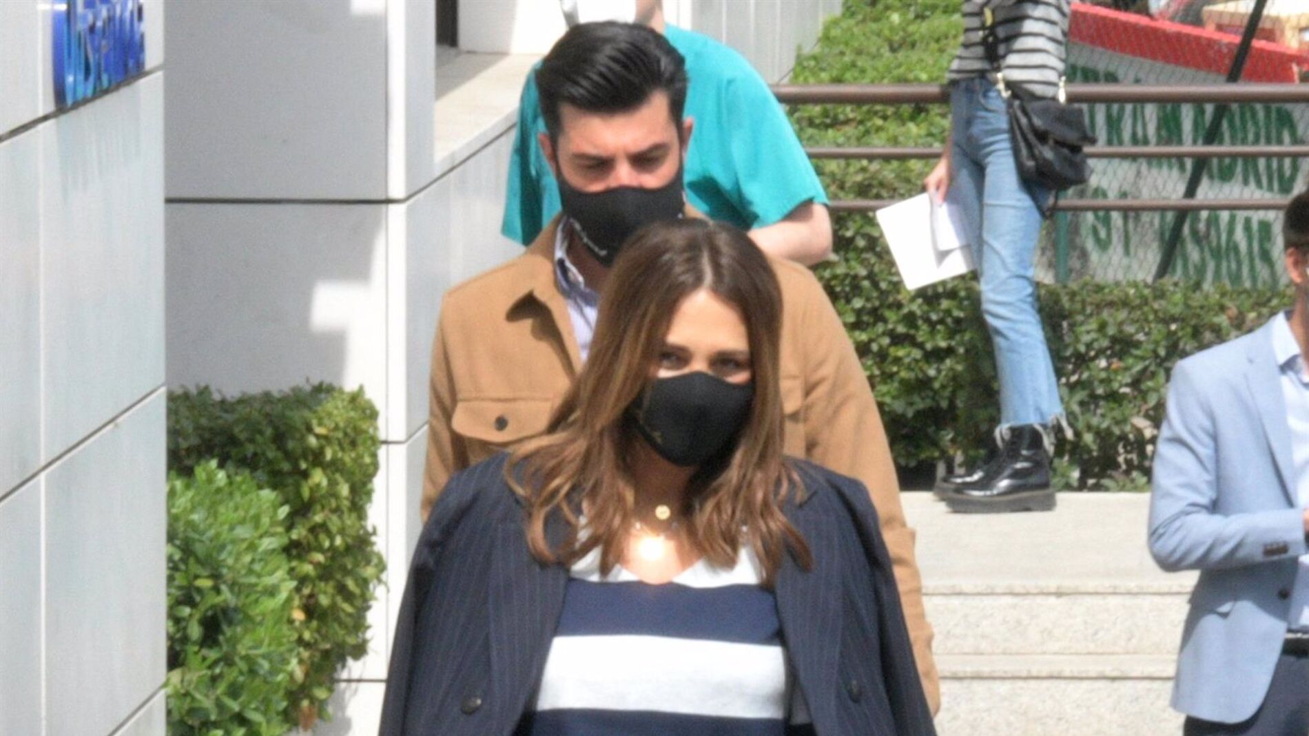 Paula Echevarría y Miguel Torres con su hijo