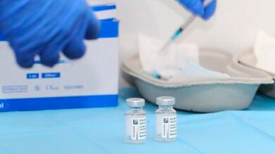 ¿Qué pasará con la segunda dosis de AstraZeneca para quienes ya han recibido la primera?