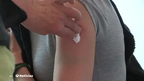 El Constitucional suspende el artículo sobre la vacunación obligatoria de la Ley de salud de Galicia El Constitucional suspende el artículo sobre la vacunación obligatoria de la Ley de salud de Galicia