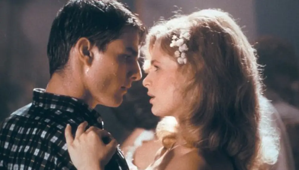 Tom Cruise y Kyra Sedgwick en 'Nacido el 4 de julio'