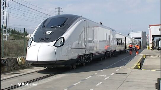 As&iacute; ser&aacute; AVRIL, el nuevo tren de Renfe que har&aacute; viajes 'express' entre Espa&ntilde;a y Francia a 330 km/hora