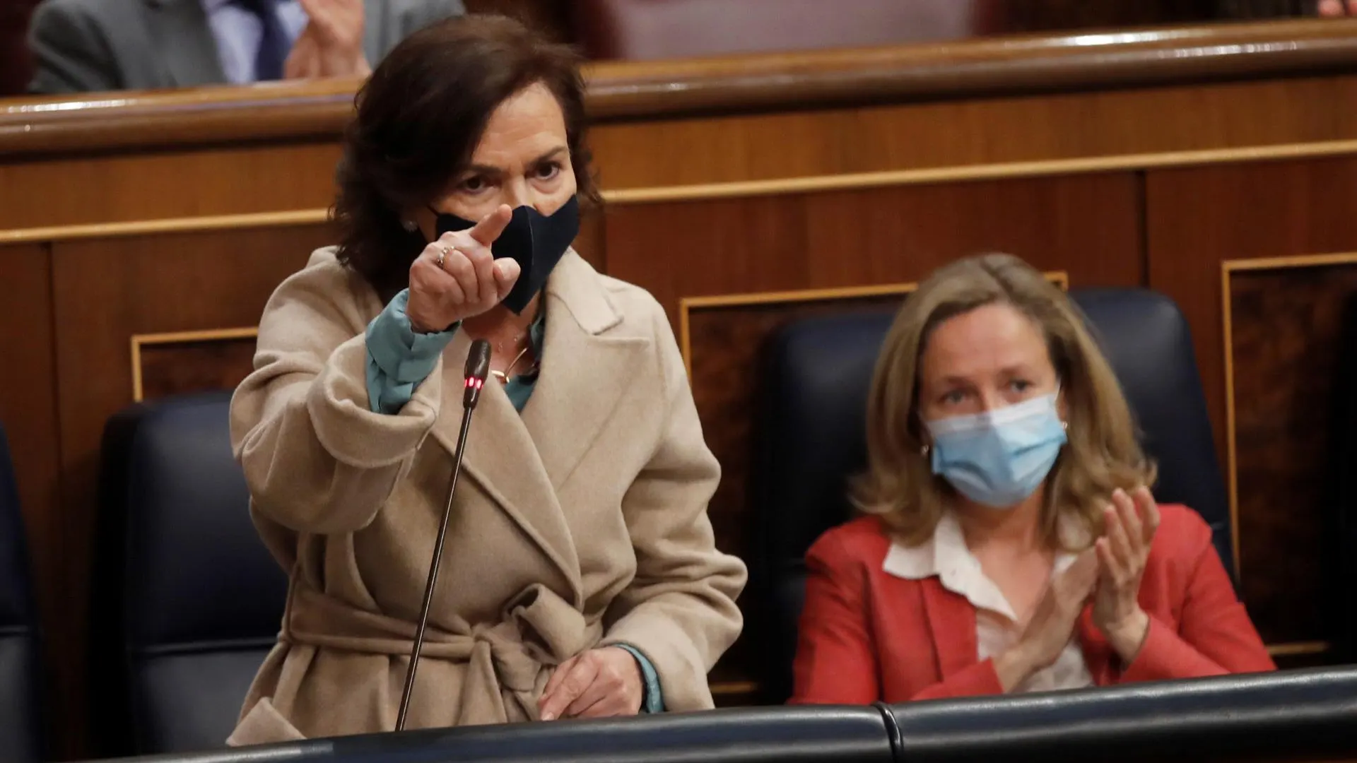 Carmen Calvo, a Cuca Gamarra: "¿Creen que hay algún órgano que pueda suplantar al Gobierno?" Carmen Calvo, a Cuca Gamarra: "¿Creen que hay algún órgano que pueda suplantar al Gobierno?"