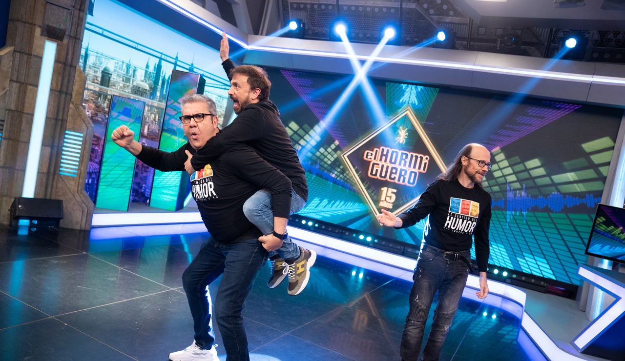 Revive la entrevista completa de José Mota, Santiago Segura y Florentino Fernández en 'El Hormiguero 3.0' Revive la entrevista completa de José Mota, Santiago Segura y Florentino Fernández en 'El Hormiguero 3.0'