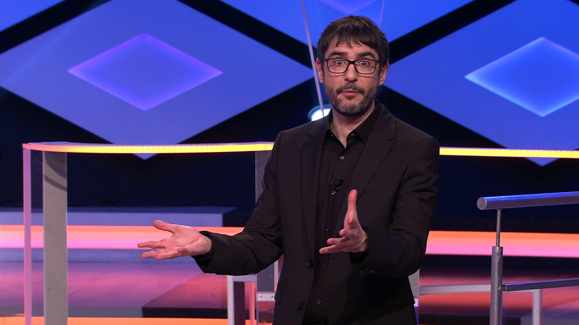 Juanra Bonet reivindica la labor de todas las compositoras tras la tercera bomba de &lsquo;Los cerosesenta&rsquo;