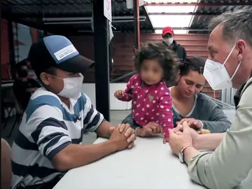 Espejo Público (22-04-21) Espejo Público acompaña a inmigrantes que buscan entrar en EEUU a través del 'tren de la muerte' Espejo Público (22-04-21) Espejo Público acompaña a inmigrantes que buscan entrar en EEUU a través del 'tren de la muerte'