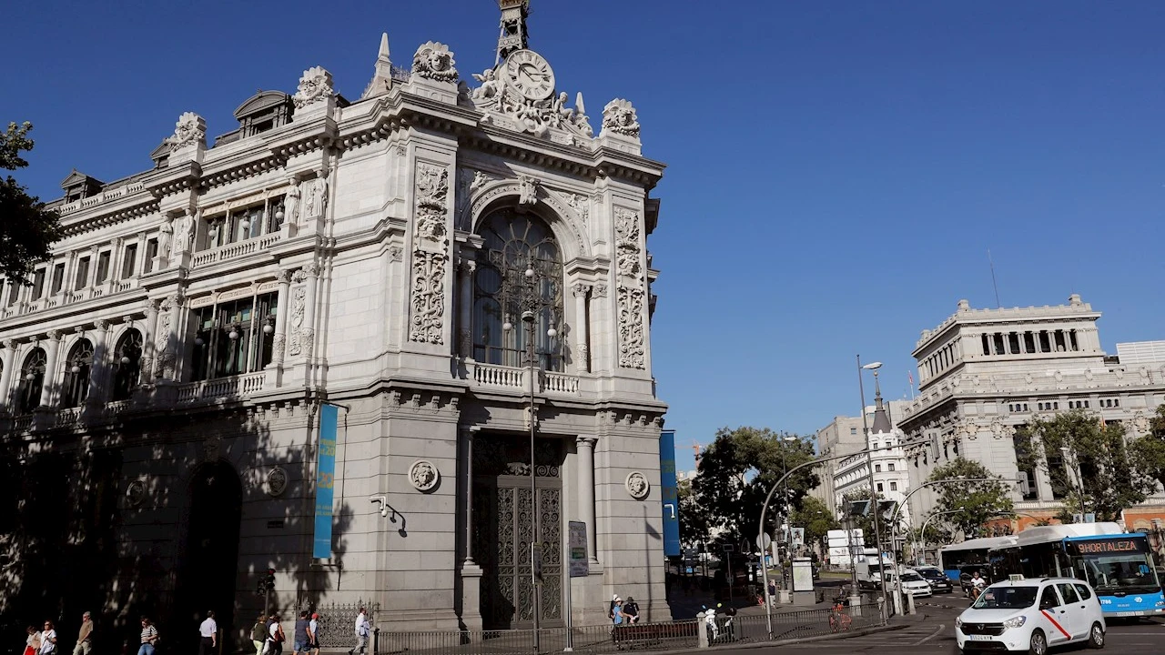 Desde el año 2020, es la primera vez que la deuda de España cae del 117% del PIB La deuda pública sube en mayo y alcanza un nuevo récord de 1,4 billones