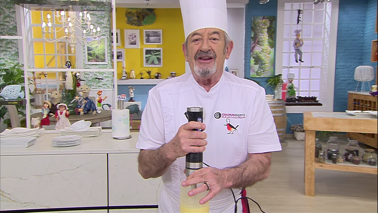 Karlos Arguiñano: cómo hacer masa de crepes en minuto y medio image of Karlos Arguiñano: cómo hacer masa de crepes en minuto y medio