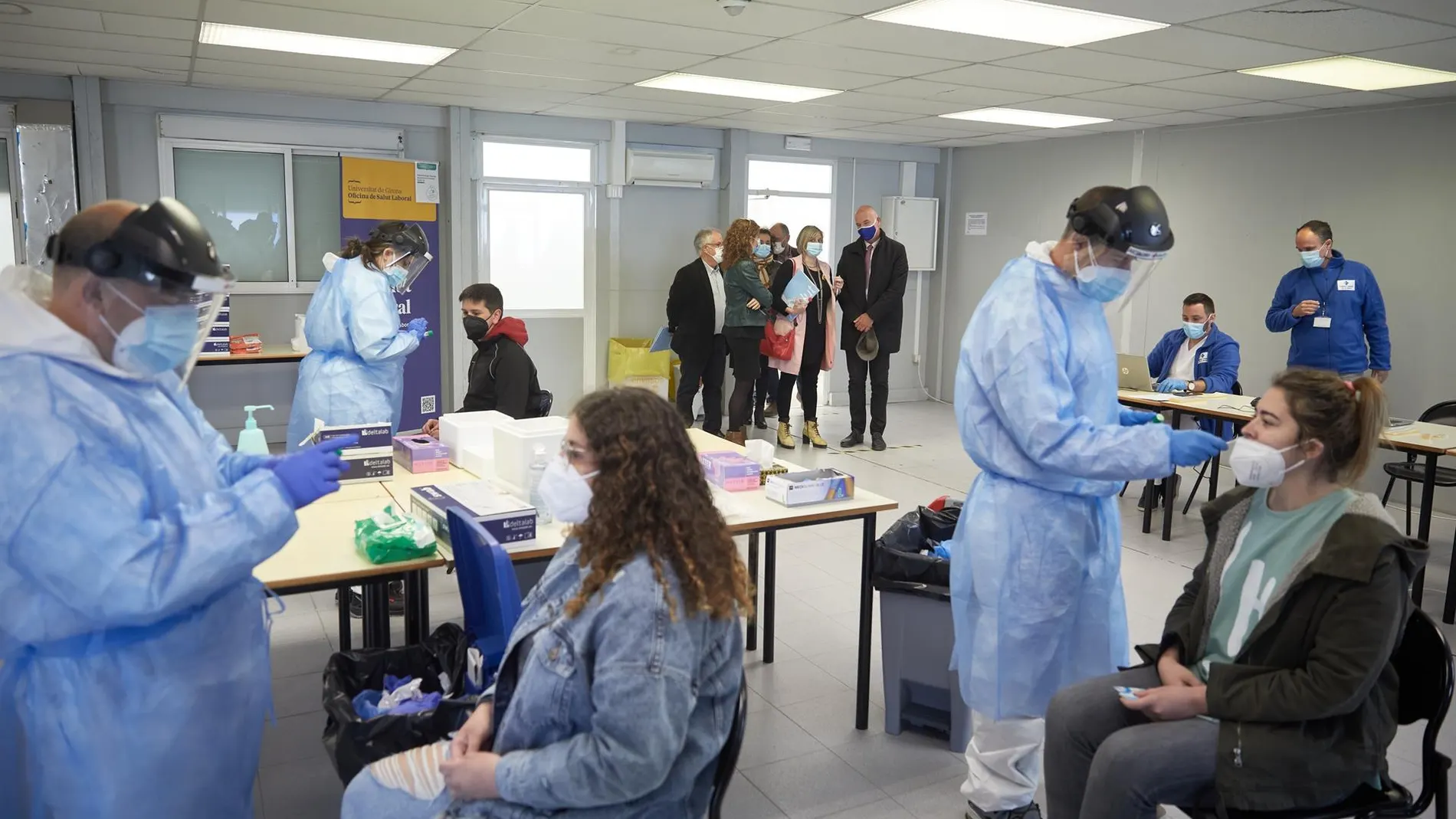 El covid persistente se cobra más de 3 meses de baja en hasta casi 100.000 trabajadores El covid persistente se cobra más de 3 meses de baja en hasta casi 100.000 trabajadores