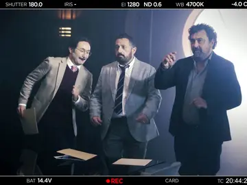 Así suena 'El madero', la canción de Estopa para la nueva temporada de 'Los hombres de Paco' Así suena 'El madero', la canción de Estopa para la nueva temporada de 'Los hombres de Paco'