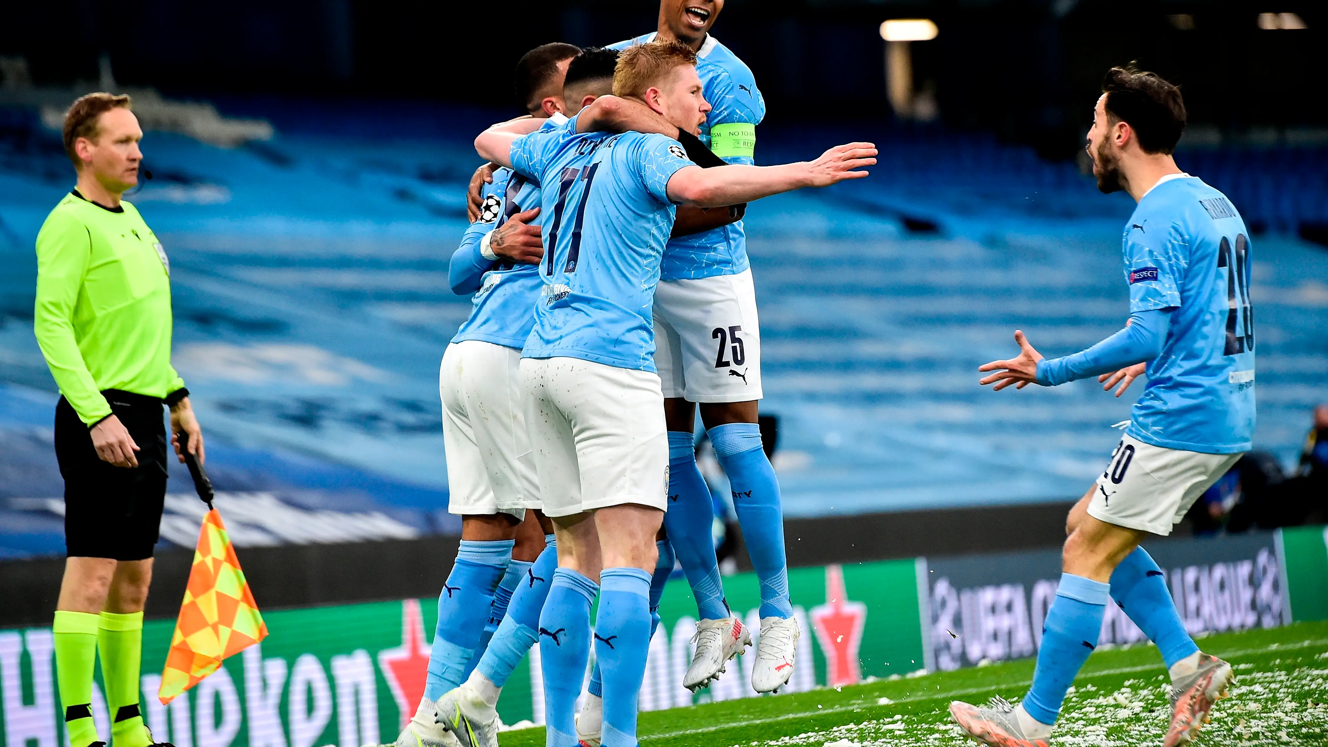 Los jugadores del City celebran el gol de Mahrez Los jugadores del City celebran el gol de Mahrez
