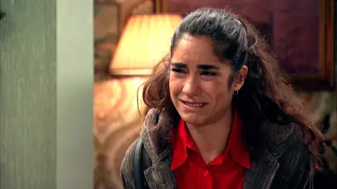 Anabel se derrumba al confesar su crimen: “No podía permitir que volvieras a la cárcel, Manolita” Anabel se derrumba al confesar su crimen: “No podía permitir que volvieras a la cárcel, Manolita”