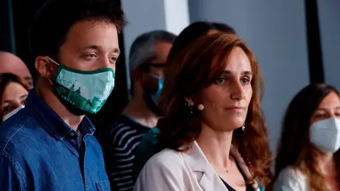 Mónica García junto a Íñigo Errejón Mónica García junto a Íñigo Errejón