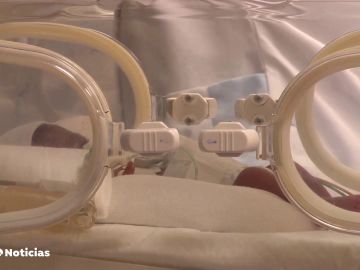 Una mujer de Mali que esperaba septillizos da a luz a 9 bebés