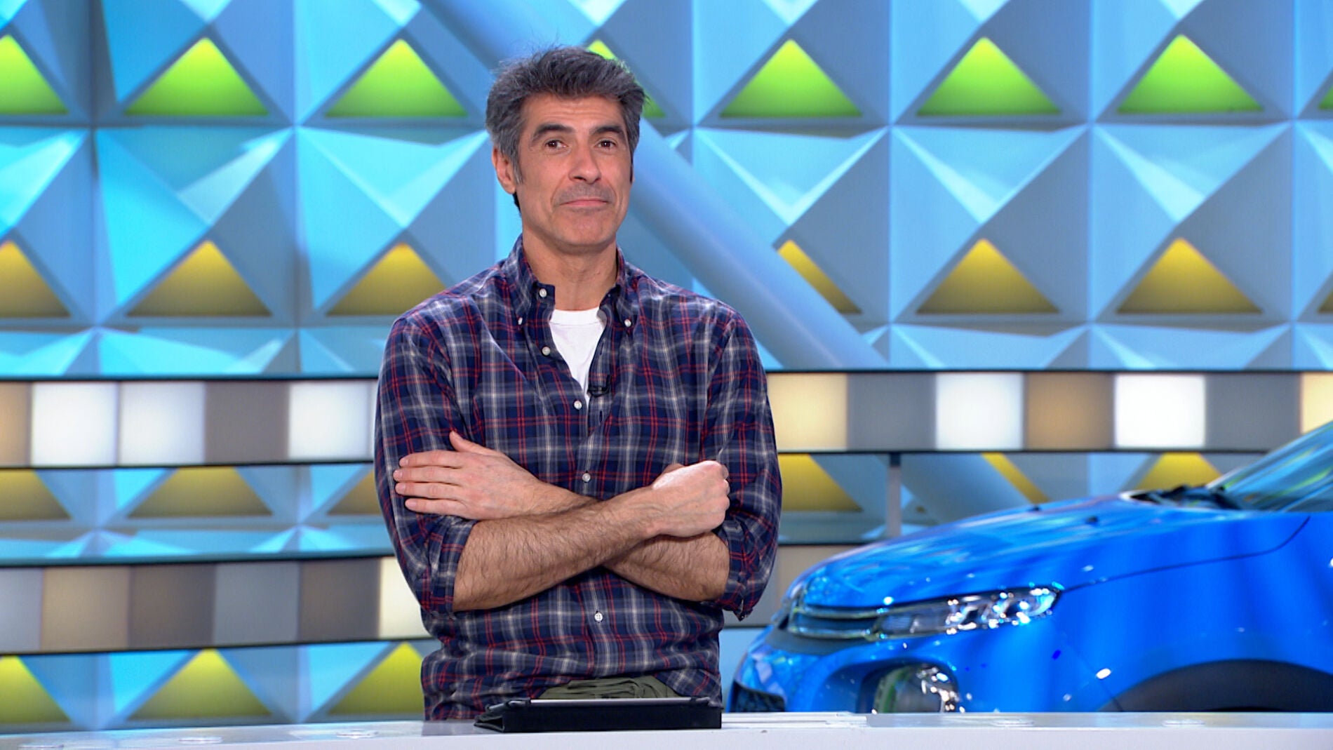 El titular loco que deja a Jorge Fern&aacute;ndez sin palabras: &ldquo;Tiene poca explicaci&oacute;n&rdquo; 