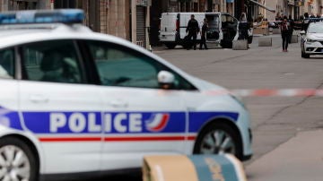 Un coche de policía en Francia