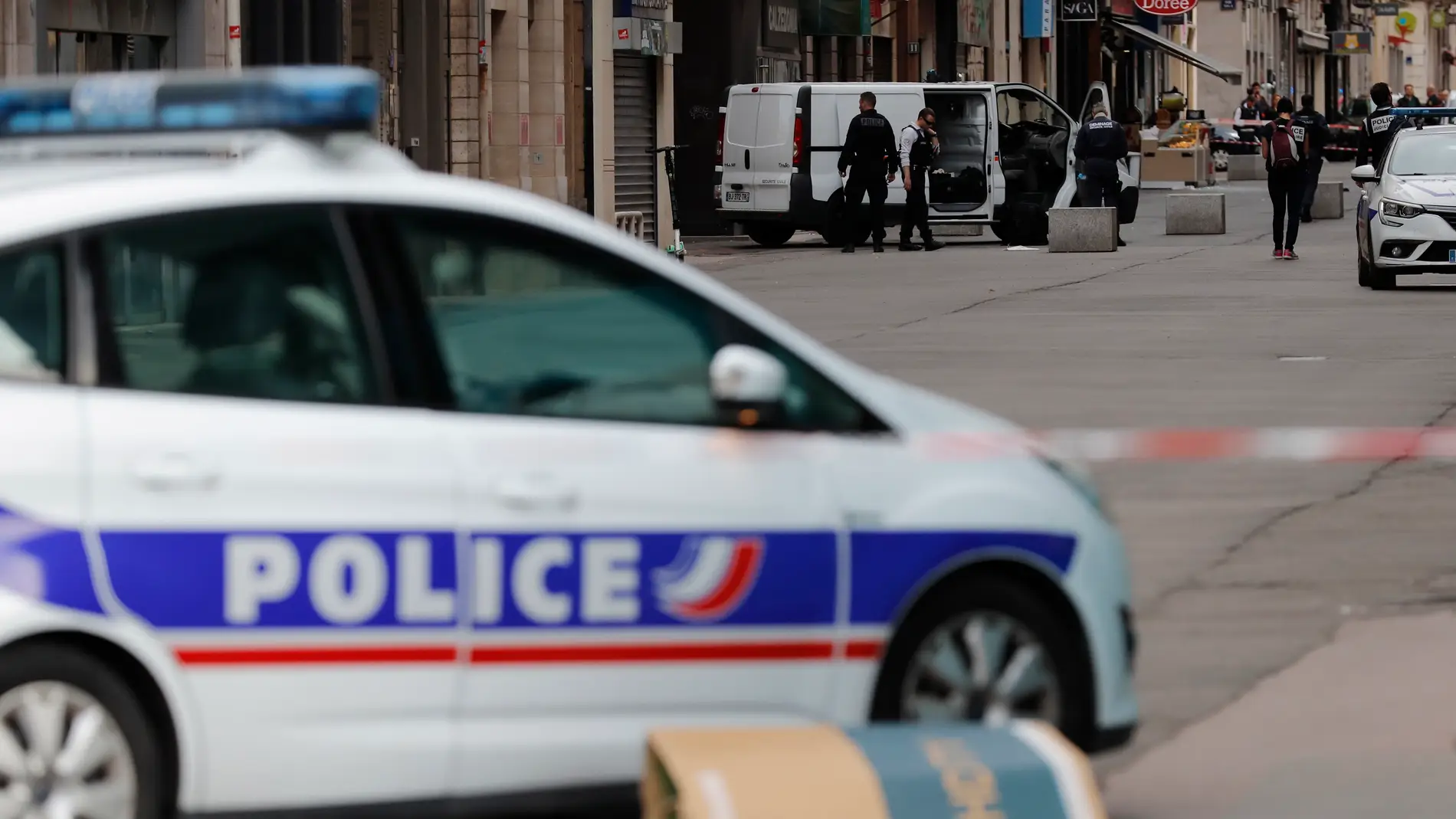 Un coche de policía en Francia Un coche de policía en Francia
