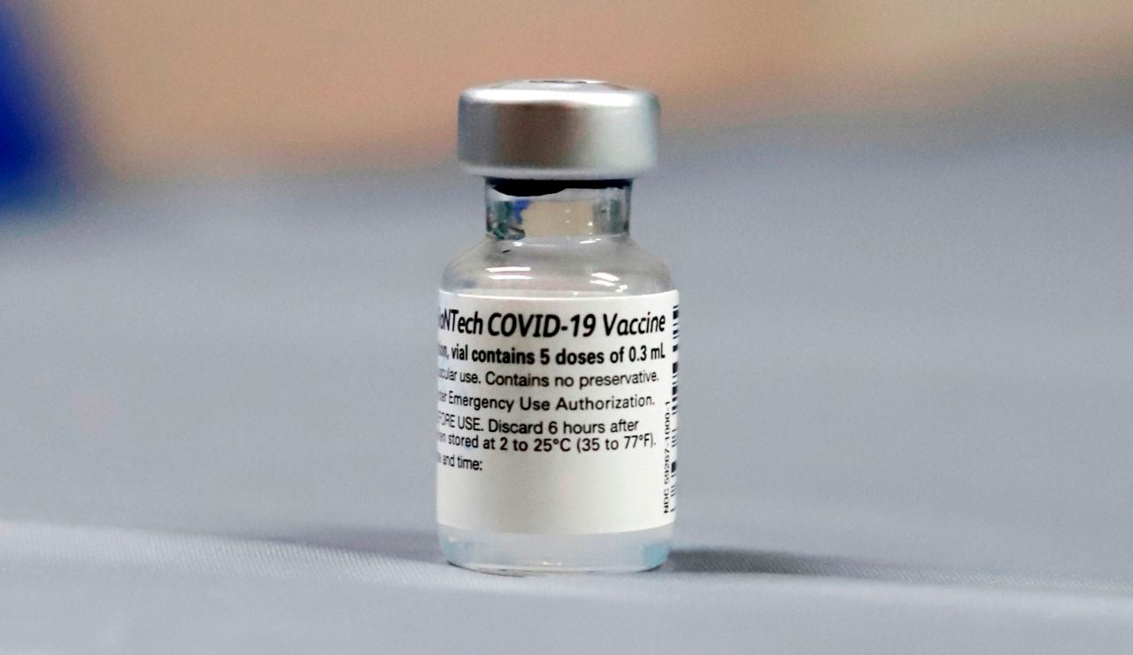 Dosis de la vacuna de Pfizer Dosis de la vacuna de Pfizer