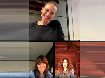 Eva González, Rosario y Vanesa Martín, cómplices antes del estreno: "En esta edición son muy kids" Eva González, Rosario y Vanesa Martín, cómplices antes del estreno: "En esta edición son muy kids"