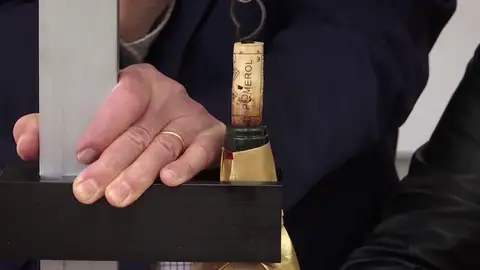 Un vino de Bordeaux que permaneció 14 meses en el espacio podría alcanzar su venta por un millón de dólares Un vino de Bordeaux que permaneció 14 meses en el espacio podría alcanzar su venta por un millón de dólares