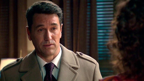 Abel trata de impedir la marcha de Estefanía: “Te quiero a mi lado”