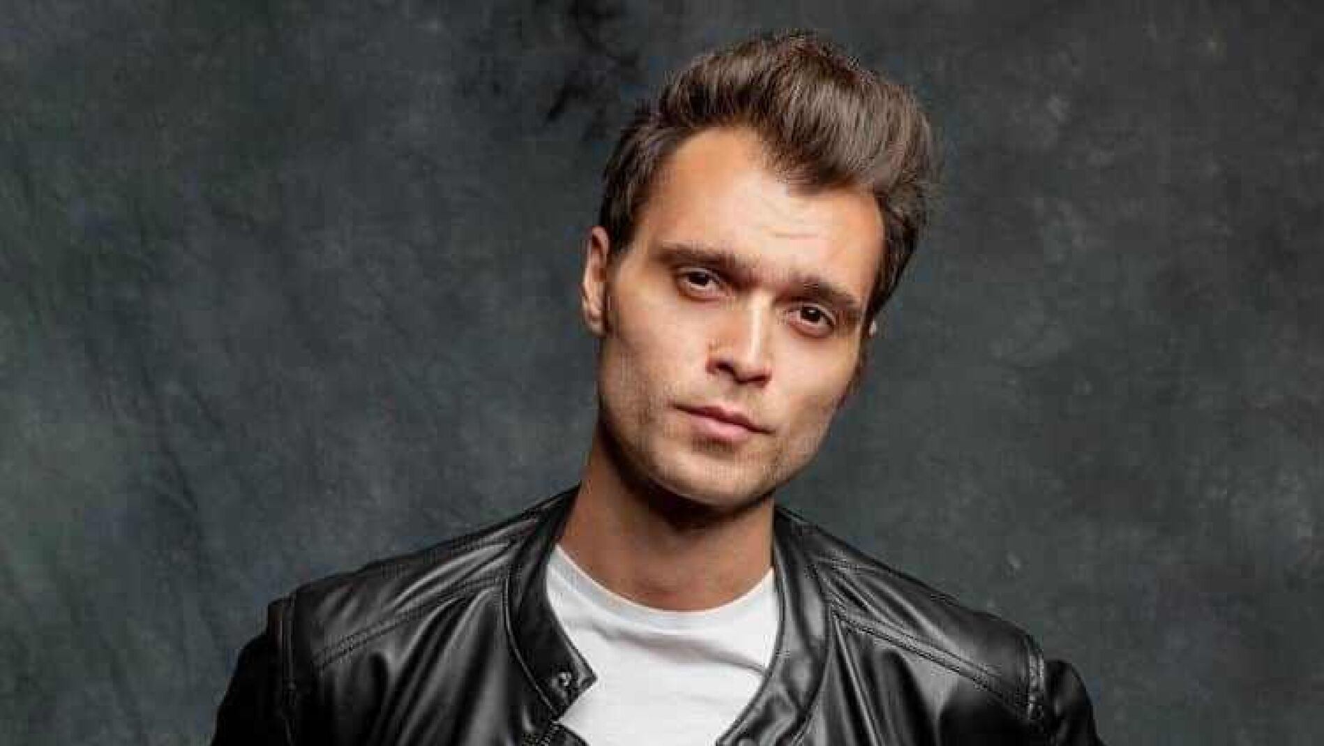 Descubre a Hakan Kurtas y su personaje de Cem, el nuevo malo de 'Mujer'