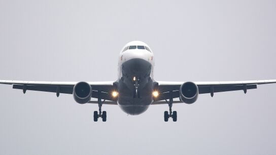 Avi&oacute;n 