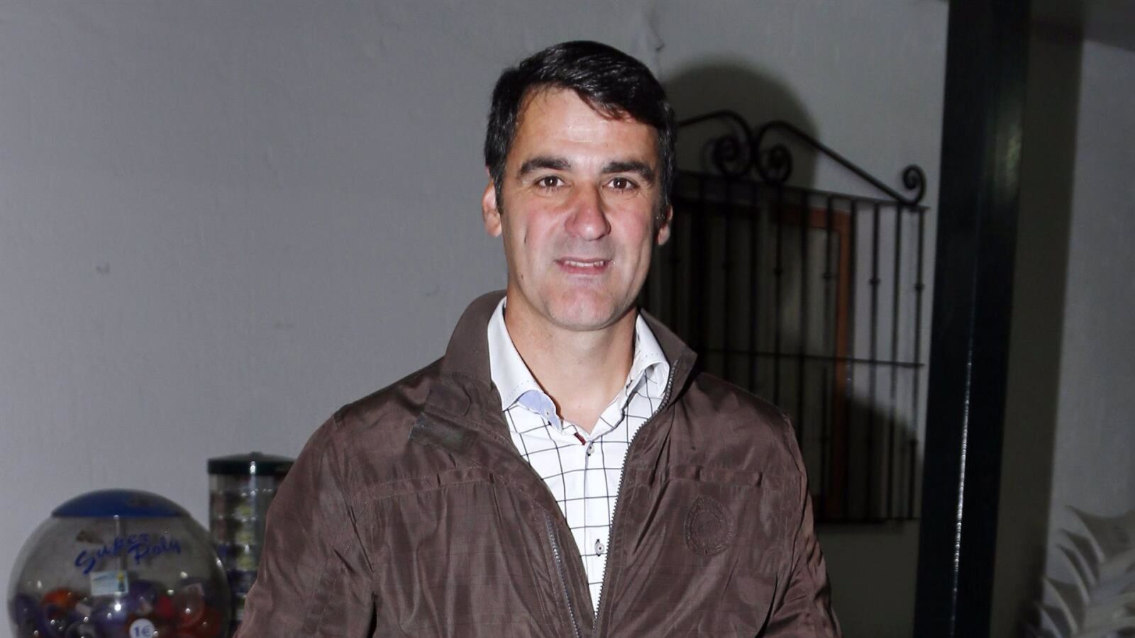 Jesulín de Ubrique, su reacción tras el reencuentro con sus hijas Andrea y Julia Janeiro 