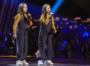 Irene y Alba Muñoz canta 'Que nadie’ en las Audiciones a ciegas de ‘La Voz Kids’