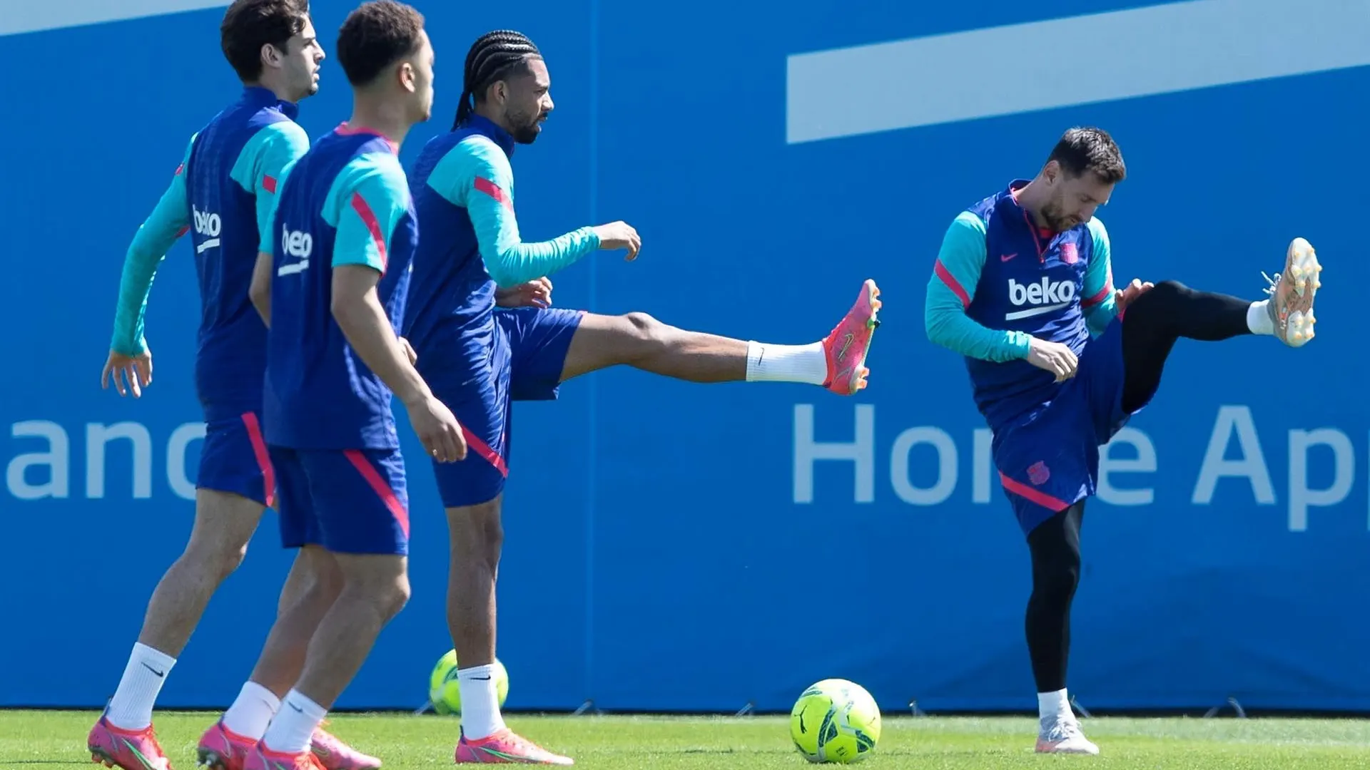 La Generalitat de Cataluña abre expediente por el asado en casa de Messi La Generalitat de Cataluña abre expediente por el asado en casa de Messi